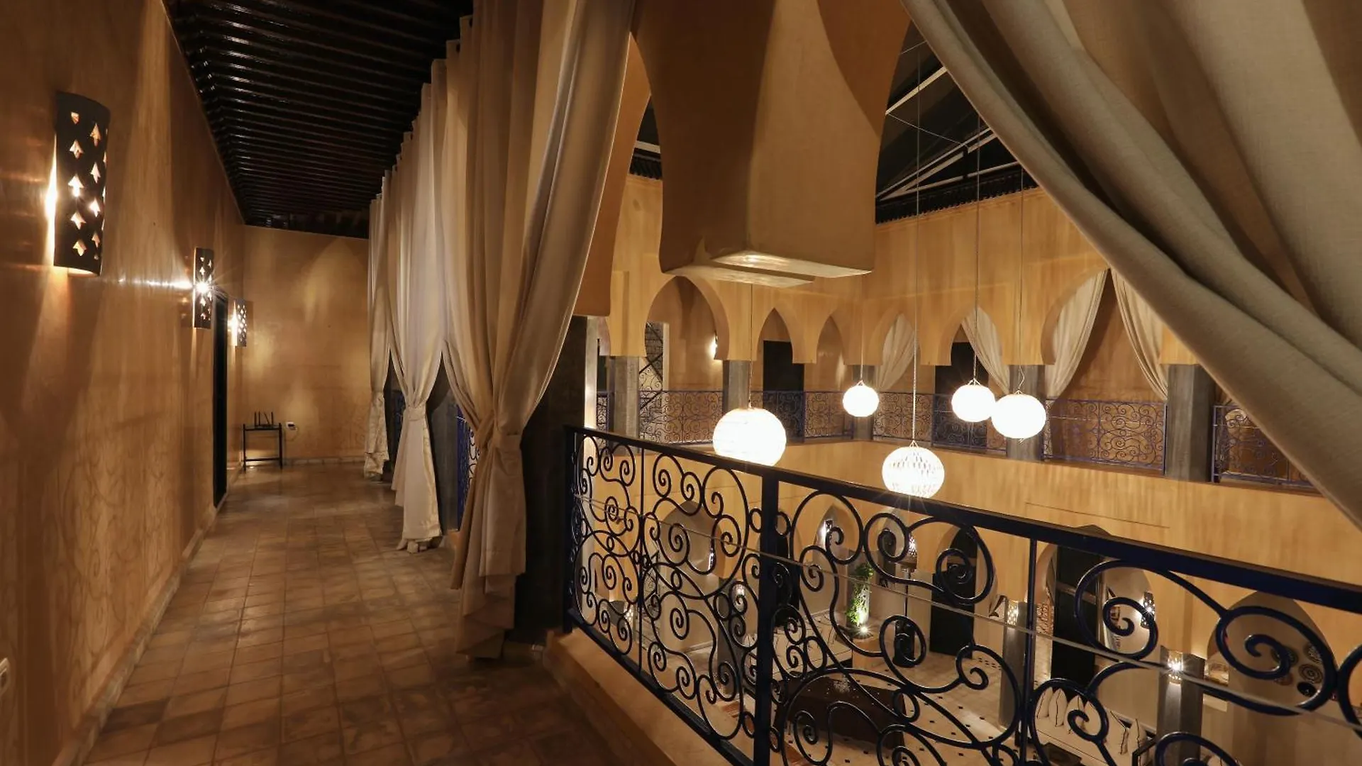 Hotel Atlas Widan Oulad Jellal