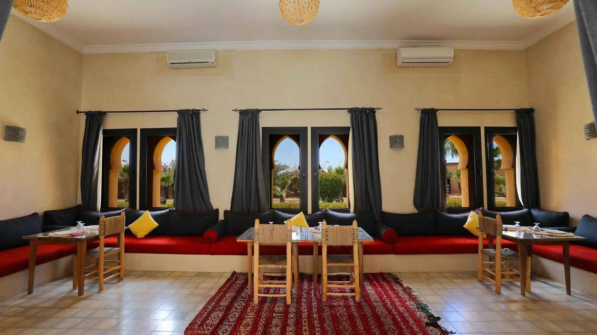 Atlas Widan Oulad Jellal Hotel